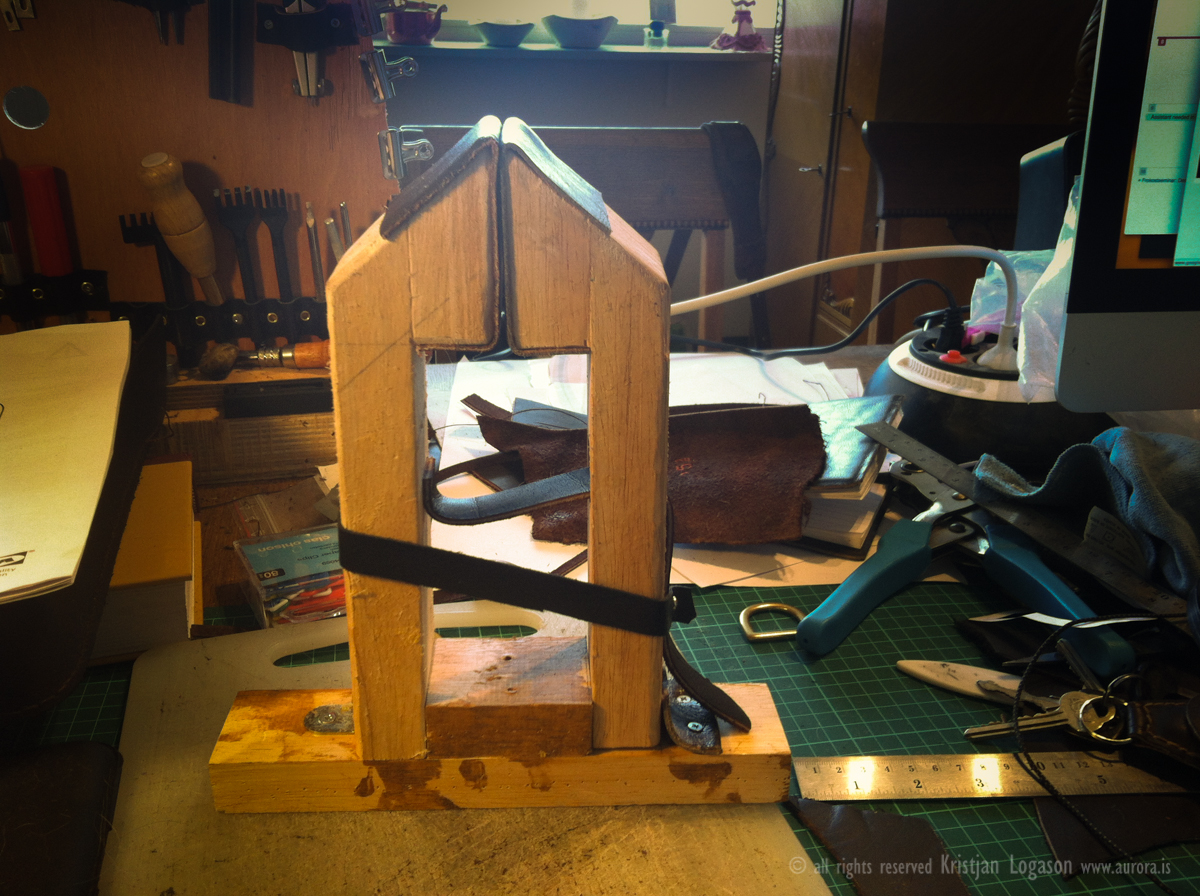 How to Make a Stitching Pony 